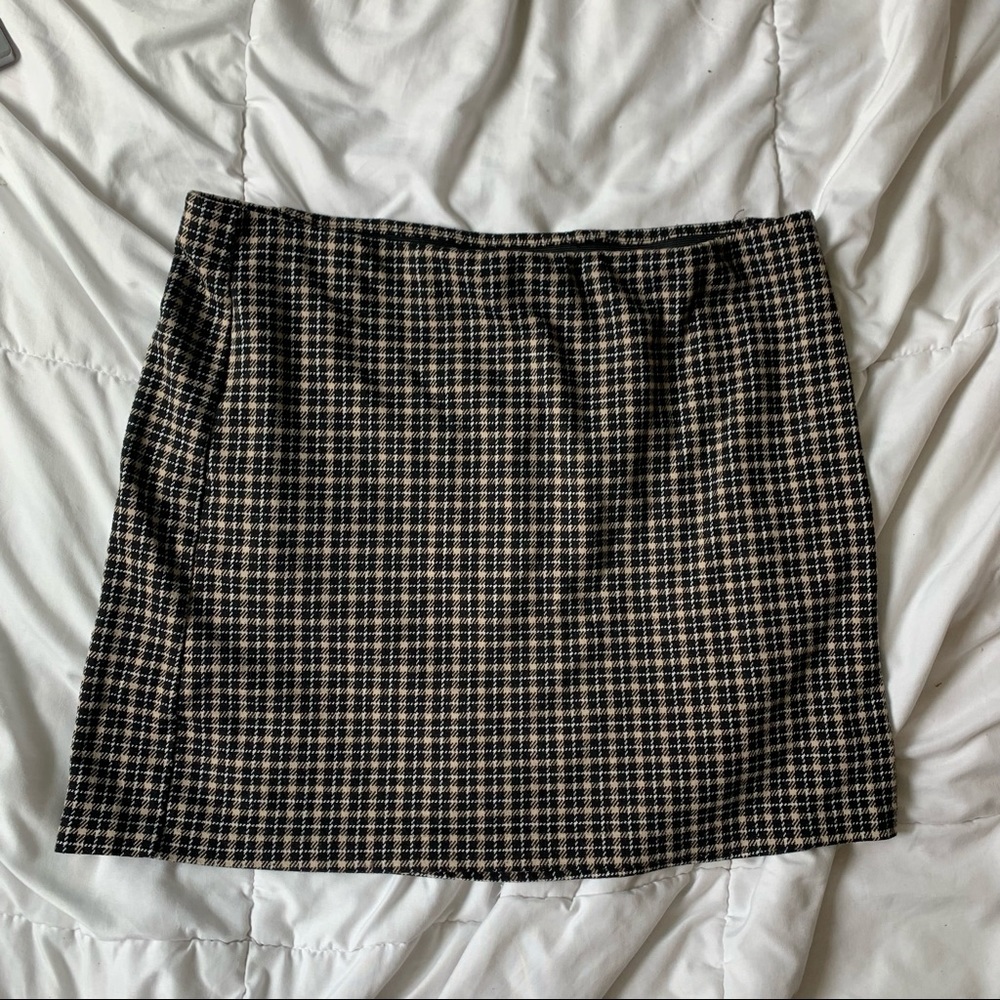 H&M’s Divided preppy plaid pencil/bodycon skirt